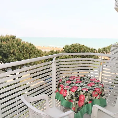 Brioni Fronte Mare Apartment Lido di Jesolo
